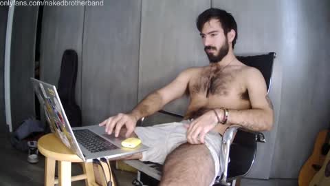 brunobaibe online show from February 18, 4:58 pm