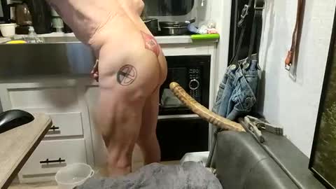 Steve... aka SkinnieDippin aka TimberTramp online show from March 7, 6:02 am