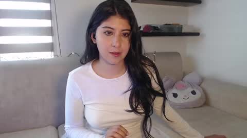 Sofia Cuervo online show from May 14, 9:24 pm
