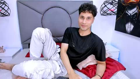 Buddy Whitte online show from April 15, 6:22 pm