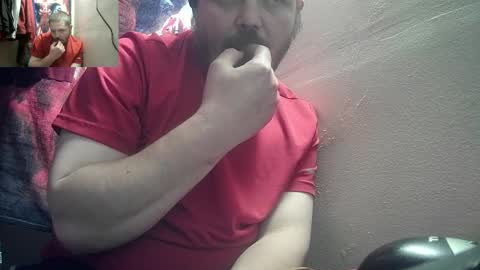 Snapshot of budsonly33 chatting on January 28, 5:24 pm budsonly33 online show from January 28, 5:24 pm