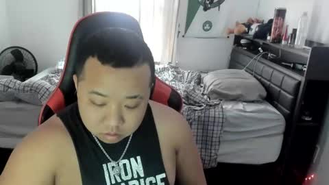 buffsexyman24 online show from February 23, 8:11 pm