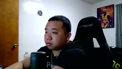 buffsexyman24 online show from March 4, 2:30 am