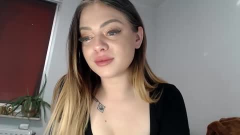 Buffy online show from March 11, 7:46 am