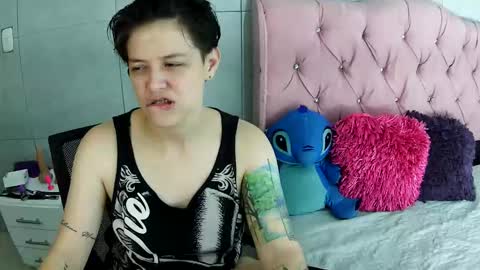 bug2025 online show from December 23, 3:02 am