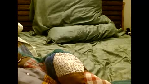 bullnoseboner online show from September 17, 7:01 am