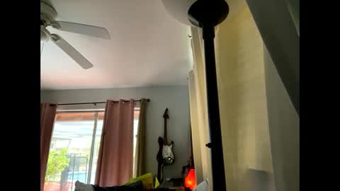 bunnibaby333 online show from September 14, 11:06 pm