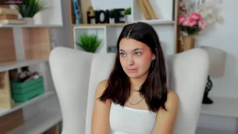 Aria online show from March 22, 9:02 am