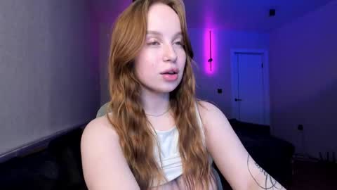 Mary online show from May 15, 2:57 pm