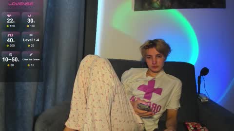 BunnyBlush online show from March 17, 7:35 am