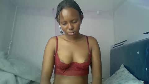 bunnydiva_ online show from May 27, 2:41 am
