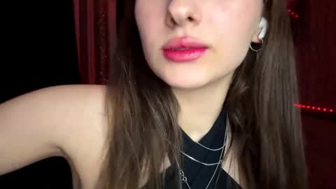 Bella online show from May 11, 4:04 pm