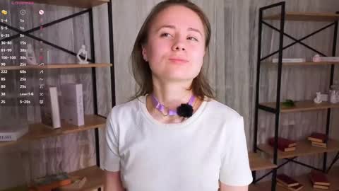 Lizy online show from April 15, 8:20 pm