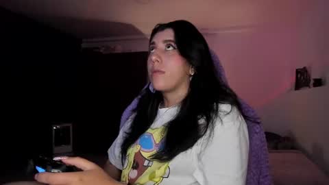 Jess online show from June 22, 3:25 am