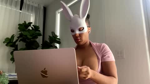 Buns Bunny Princess online show from January 5, 7:06 pm