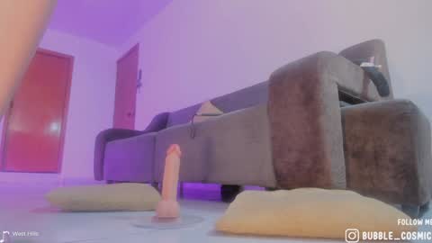 Im Val Welcome to my room My instagram Bubble cosmic online show from January 26, 3:59 am