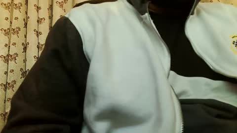 Hairy Arabian online show from February 11, 5:11 am