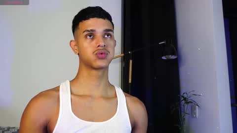 Buster independent model online show from March 17, 12:26 am