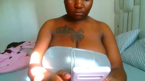 busty_mellons69 online show from March 31, 12:38 pm