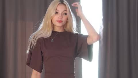 butteflai online show from March 9, 6:51 am