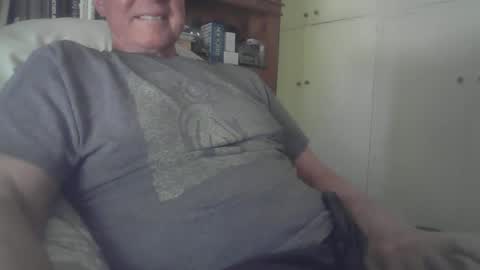 butterband online show from October 3, 8:28 pm