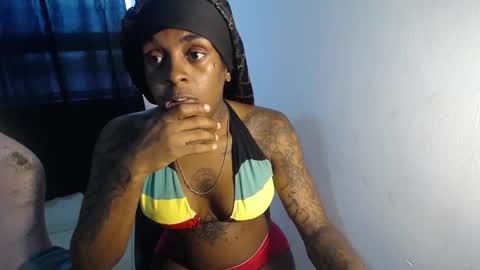 butterfly_rouse online show from January 13, 9:55 pm