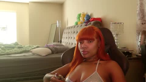 Snapshot of butterflybootyy chatting on October 13, 10:01 pm butterfly booty online show from October 13, 10:01 pm