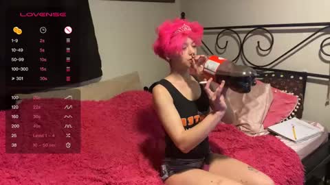 BxBYFxG online show from December 4, 11:08 pm