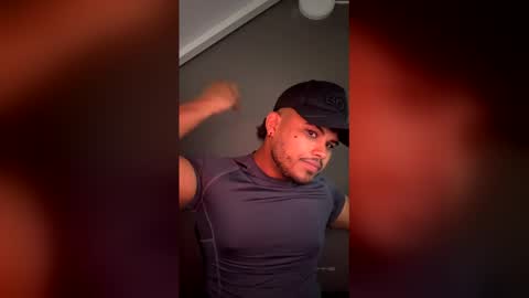 INSTAGRAM CABALLERO 1998  online show from April 12, 4:05 am