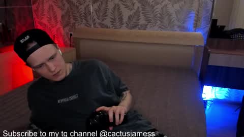 James online show from October 17, 7:07 pm