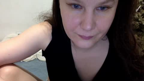 Lamb online show from April 8, 6:44 pm