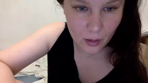 Lamb online show from June 13, 6:07 pm