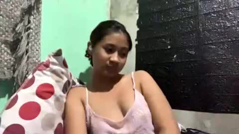 Hi im Caitlyn online show from April 10, 3:39 pm