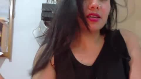 calientebb691654 online show from February 9, 11:18 pm