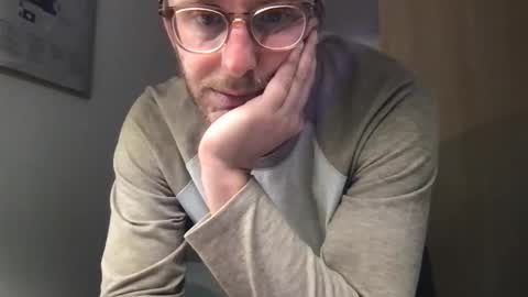Snapshot of californicater chatting on October 15, 9:04 pm californicater online show from October 15, 9:04 pm