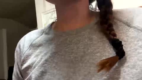 calishop1 online show from February 2, 2:59 am