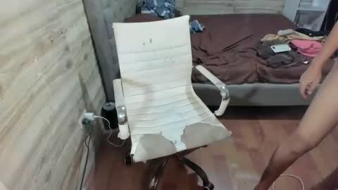 call_me_cheche online show from November 20, 7:00 pm