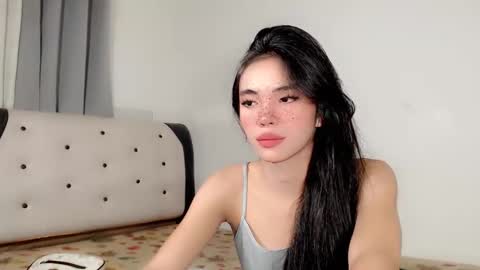 call_me_nina online show from May 16, 8:51 pm