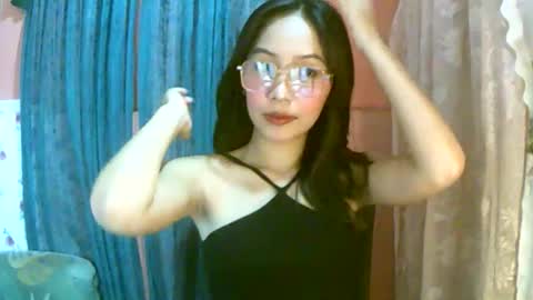 Freya online show from April 5, 7:38 am