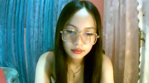 Freya online show from October 5, 6:33 am