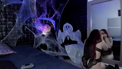 calliope_dark online show from October 28, 1:45 pm