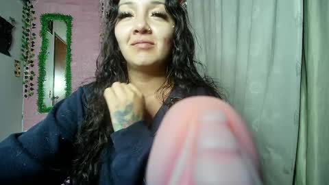 paula online show from April 11, 7:45 am