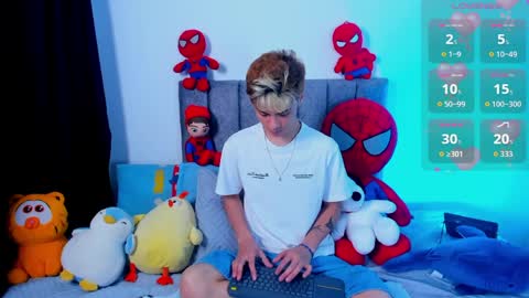 callum online show from March 26, 4:40 am