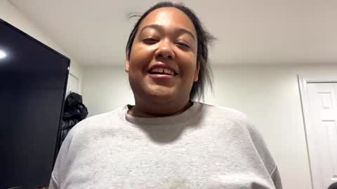 camzxoxox online show from January 1, 9:52 pm