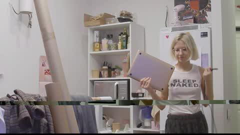 calvia_farey online show from November 18, 2:31 pm