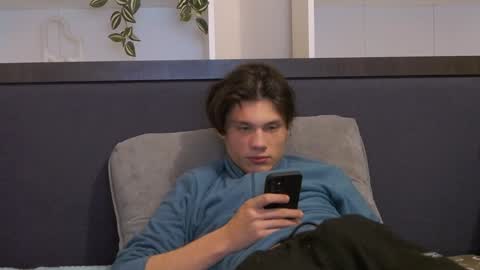 Calvin online show from January 12, 10:43 pm