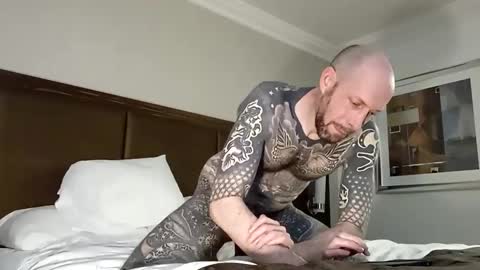 Calvin online show from April 30, 7:02 am