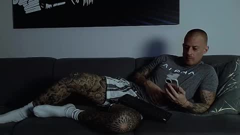 Calvin  online show from October 14, 9:51 pm