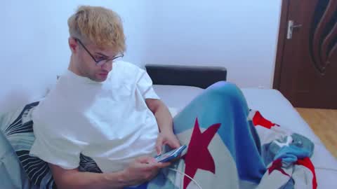 Calvinjohnlad online show from January 19, 7:15 pm