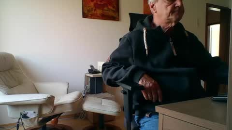 camcologne online show from April 17, 8:50 am